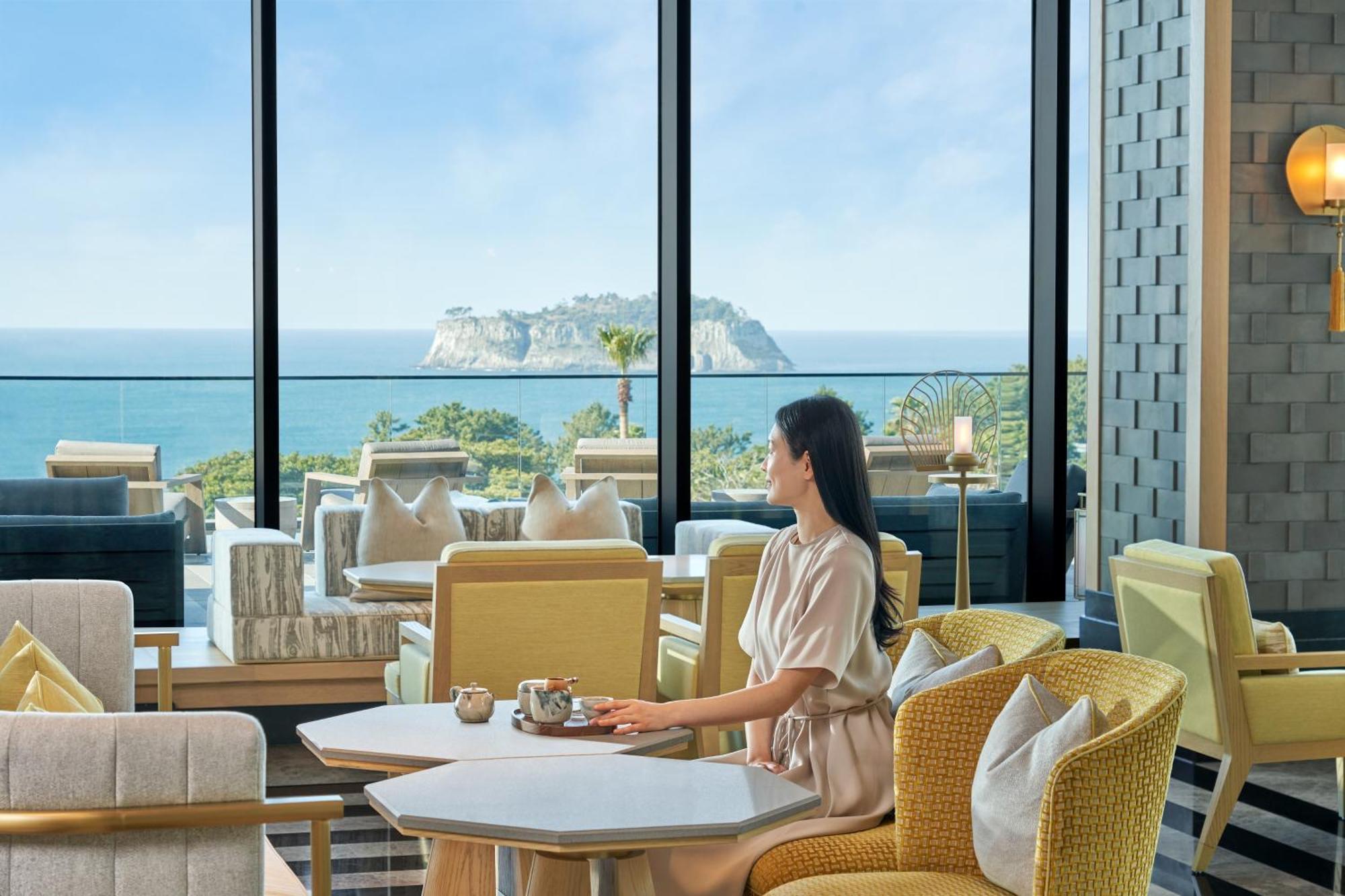 Jw Marriott Jeju Resort & Spa Seogwipo Exterior photo